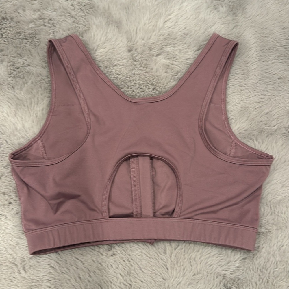 ✨Sports Bra✨ - Picture 3 of 4